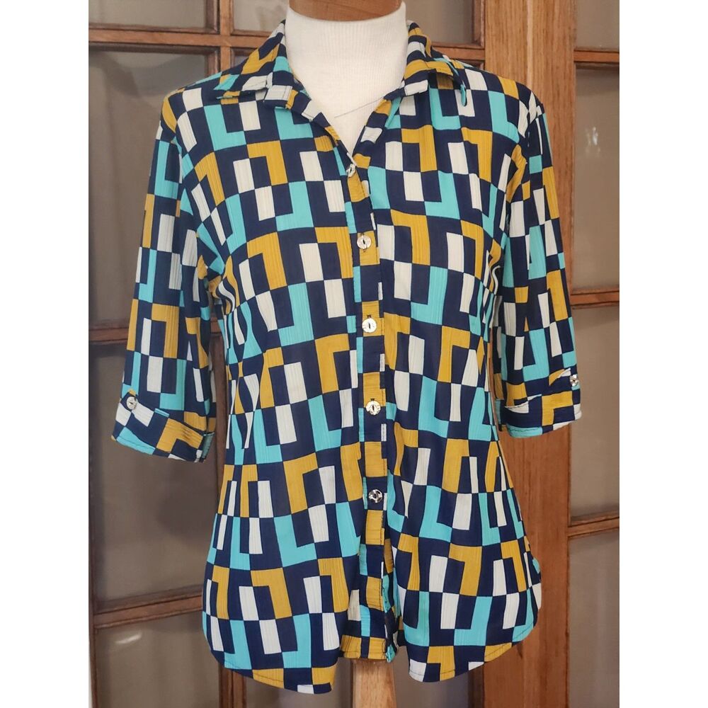 Women's vintage geometric 1970s style collared button down M to L blouse